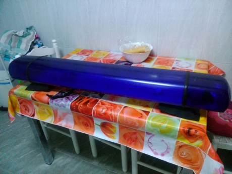 Pongo en venta, solo 200 Eur. puente de Señales de Emergencia, procedente de un vehiculo Policial ya jubilado(mantel 00