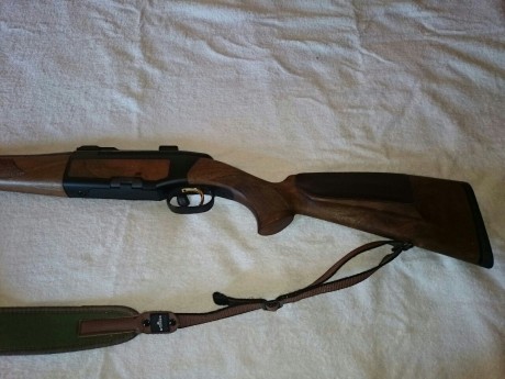 Hola, nuevamente, se pone en venta rifle Mannlicher Luxus, cal. 9,3x62, absolutamente nuevo e impoluto(ha 22