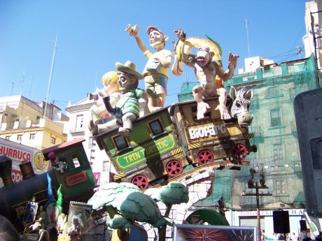Bueno gente aquí os dejo unas fotos de las fallas 2010 para los que sois de fuera que veais un poco el 00
