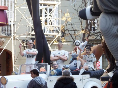 Bueno gente aquí os dejo unas fotos de las fallas 2010 para los que sois de fuera que veais un poco el 51