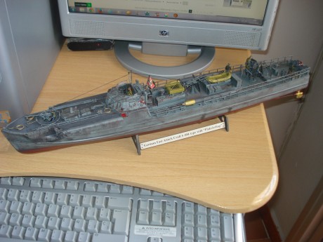 hola .cambiaria este lote de maquetas de barcos,por algun objeto de militaria japonesa segunda guerra 01