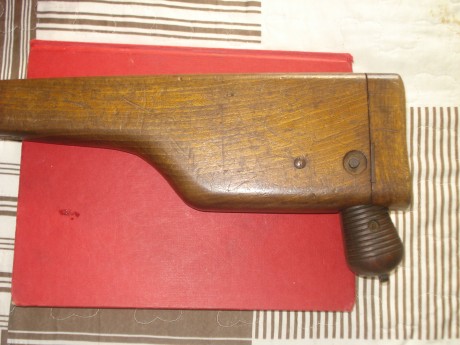 Hola,he abierto este hilo para que todos aquellos que tengais armas Españolas,podais lucirlas aqui con 81