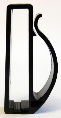 SOPORTE PARA CIONTURON DE TIRO O POLICIAL "TACTICAL CLIP". 
COLOR ROJO O NEGRO, UTIL PARA COLGAR 01