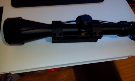 Pues eso, cambio un visor gamo 3-9x40 por un banco de tiro. El visor está nuevo, la montura muestra por 02