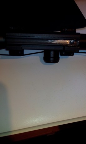 Pues eso, cambio un visor gamo 3-9x40 por un banco de tiro. El visor está nuevo, la montura muestra por 01