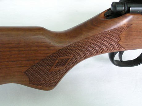 Se vende carabina de cerrojo Marlin 882 en calibre .22 Magnum.
Es de madera de nogal y está prácticamente 01