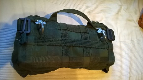 Vendo bolsa de paracaidas de emergencia de la Fuerzas Armadas Españolas.. Ideal para reenactment o hacer 01
