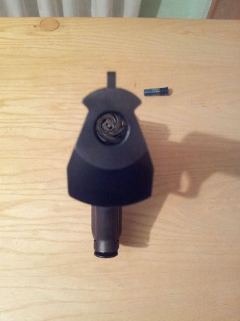 Me desprendo de mi Desert Eagle 44 Mg para darme otro caprichito. La vendo con dos cargadores, otro muelle 00