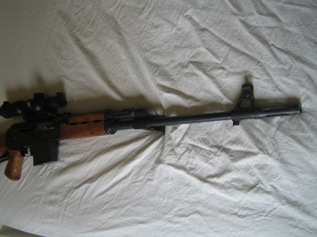 Se vende Zastava M76 de francotirador del ejército yugoslavo en calibre 7.92. 

El arma está en perfectísimo 00