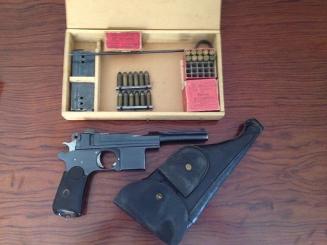 Hola,he abierto este hilo para que todos aquellos que tengais armas Españolas,podais lucirlas aqui con 90