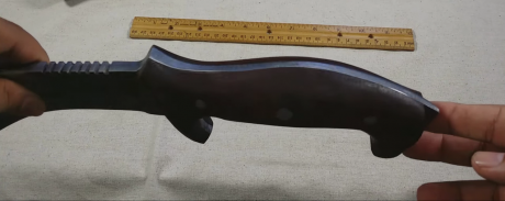 Vendo este gran cuchillo realizado artesanalmente en su totalidad. 

 mejor-cuchillo-supervivencia.jpg 21