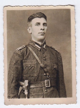Hace unos días encontré por casualidad en una web extranjera un arma a la venta que hacía muchos años 110