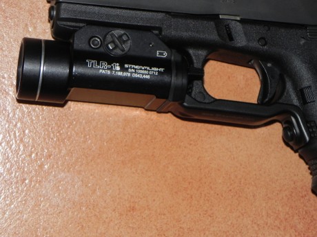 Vendo fundas de servicio para glock 17,
- Funda glock 17  ------------------------------------------------------- 00