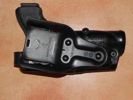 Vendo fundas de servicio para glock 17,
- Funda glock 17  ------------------------------------------------------- 21