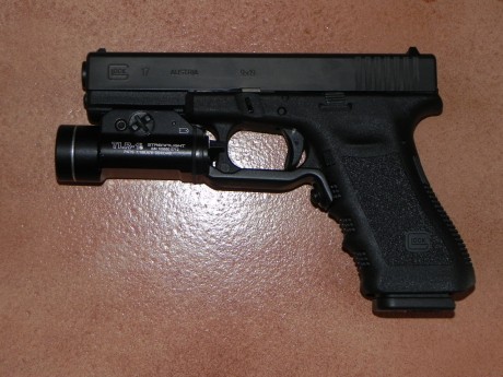 Vendo fundas de servicio para glock 17,
- Funda glock 17  ------------------------------------------------------- 20