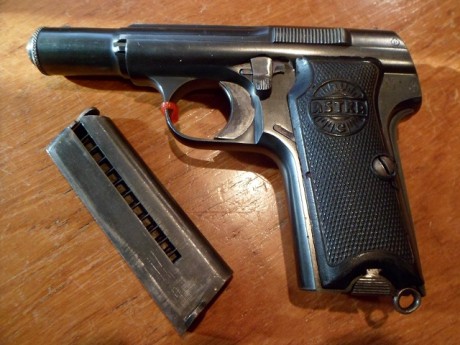Vendo pistola  Astra 300  inutilizada con certificado nominal (GC) de inutilización para incluir en libro 00
