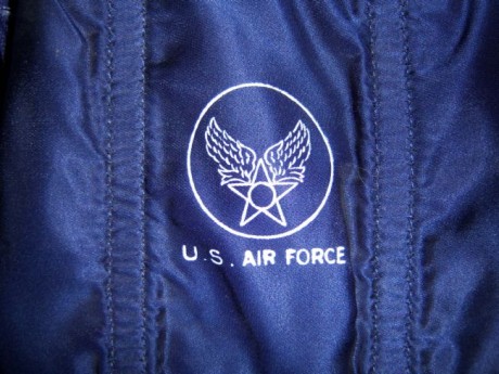 Hola vendo estas manoplas de la USAF, como veis estan impecables, no creo que hayan sido usadas, no tengo 10