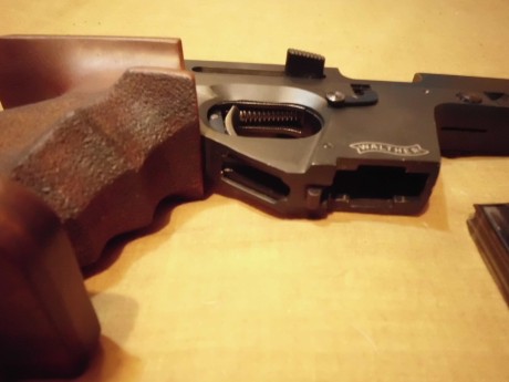Un compañero del club vende esta pistola que apenas ha usado, ya que lo suyo es el 9 mm y el ipsc.
Como 11