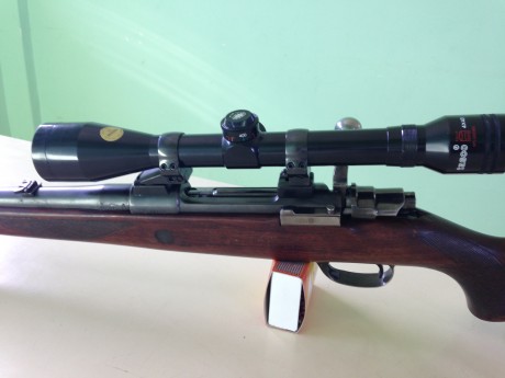 Se vende rifle Santa Barbara cal. 243, con monturas Appel y visor Tasco, 4 X 40.
Su precio es de 500 euros. 40