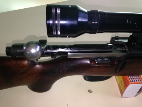 Se vende rifle Santa Barbara cal. 243, con monturas Appel y visor Tasco, 4 X 40.
Su precio es de 500 euros. 50