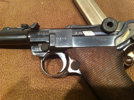 Se vende esta Luger Erfurt de artillería en estado mecanico impecable y repavonada hace muchos años con 11