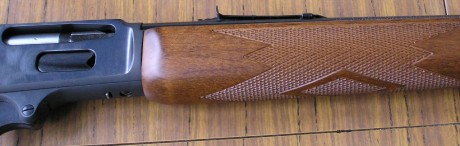 Se vende Rifle de Palanca modelo MARLIN 30 AS en calibre 30-30.
Es de madera de nogal y está prácticamente 31