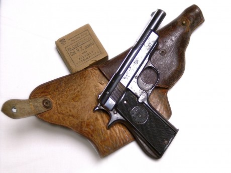 Hace unos días encontré por casualidad en una web extranjera un arma a la venta que hacía muchos años 151