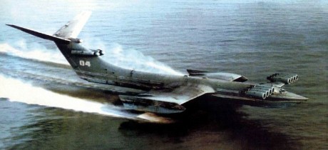 no volaba muy alto...da igual que el texto esté en ruso....solo con ver las fotos, es impresionante...

https://community.livejournal.com/ru_aviation/1347006.html

saludos 50