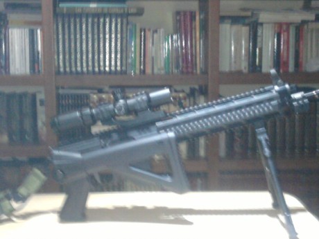 Hola,saco este nuevo tema,pues como yo,muchos de vosotros,amantes de las armas de corte tactico del 22,customizais,vestis,adornais 42