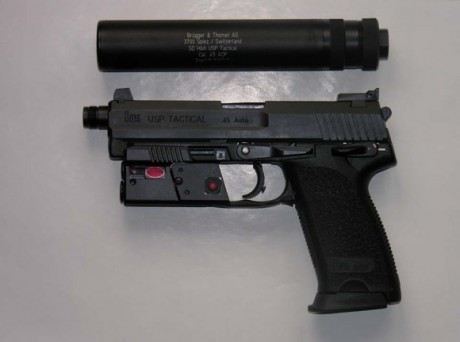 El 9mm tiene sus virtudes (y defectos claro) pero la imposibilidad de usar puntas como dios manda para 40