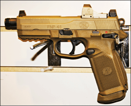 El 9mm tiene sus virtudes (y defectos claro) pero la imposibilidad de usar puntas como dios manda para 50