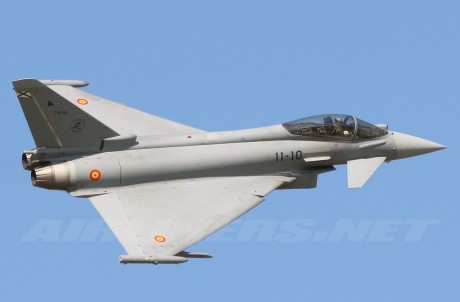 Pues eso, en este hilo pretendo deleitaros como amantes de los aviones de combate que sois muchos, con 110