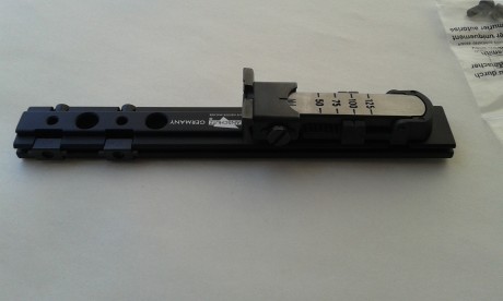 Vendo extensión con alza Anschutz para montar en carabinas con carril de 11 mm. Completamente nueva. 

Perfecta 00