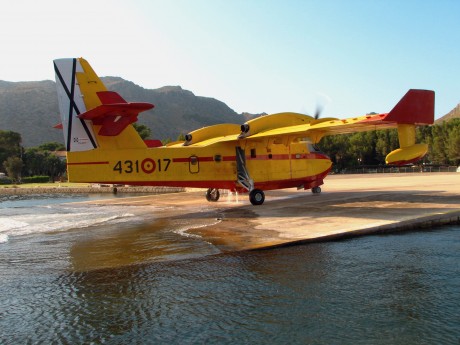 Pues eso, en este hilo pretendo deleitaros como amantes de los aviones de combate que sois muchos, con 150