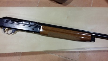 Vendo escopeta repetidora marca Benelli modelo Premium Superligera, todos los choques incluídas perfecta 60