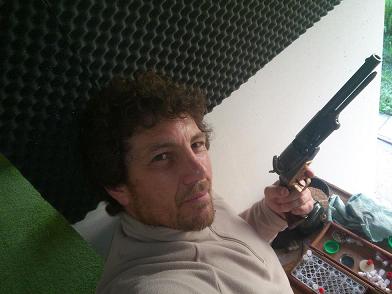 Esta tarde e ido al campo de tiro con el Hawken  a probar cargas y al trecer tiro la chimenea se soltado 130