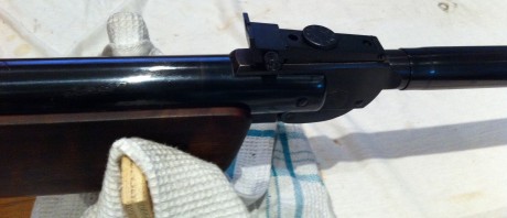 Olá,

Vendo carabina Diana 65 para tiro a 10 metros.

Carabina com o sistema anti retrocesso.

A carabina 11