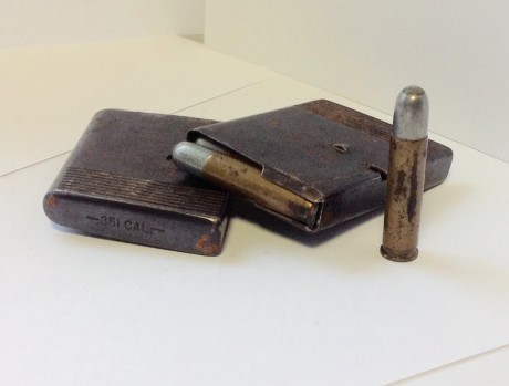 Pongo a la venta dos cargadores para el rifle Winchester 1907 cal 351 win. (UNO DE ELLOS VENDIDO)

El 02