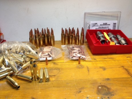 Pongo a la venta por vender las armas, dies 243 win con tercer die como se ve en las fotos nuevos solo 11