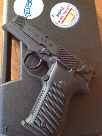 Cambiaría esta Walther CP88 de CO2 a estrenar (ni un tiro) por otra similar de fogueo.
Mando mas fotos 02