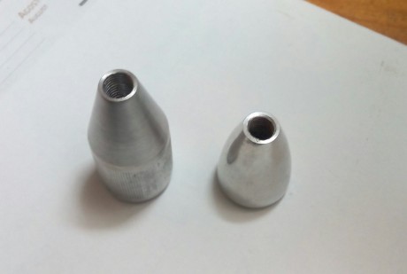 vendo dos "bolas" de aluminio para cerrojo rifle , como el remington 700 ,  50€ + 2€ de correos 01