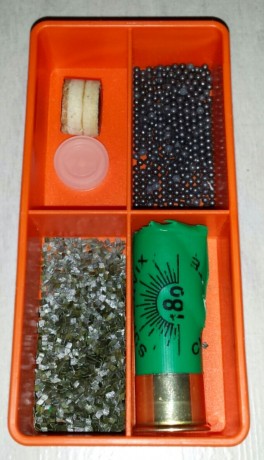 pues eso me gustaria hacer un recopilatorio de tablas de recarga para escopeta.

Para empezar ahí os pongo 160