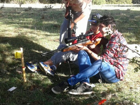 pues asi es los chavales del pueblo se han animado a  organjzarse para competir  por primera vez,ya estuvieron 12