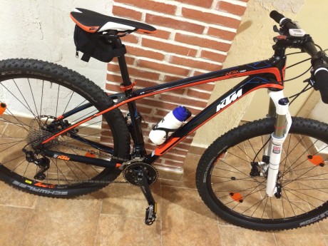 GRAN OPORTUNIDAD.

cambio bicicleta KTM Aera 29 Comp 2014, sin estrenar.Equipada con cuentakilometros, 31