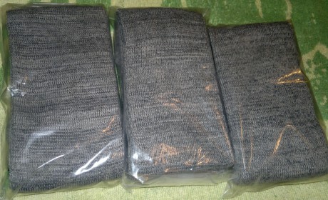 Buenas noches:

De un pedido, me sobran una fundas calcetín para arma larga, sirven para armas con visor, 01