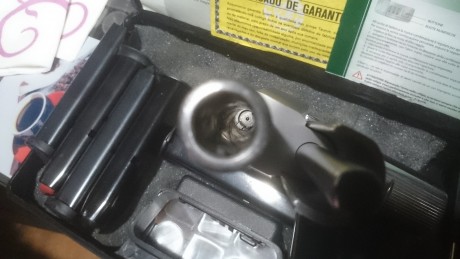 Se vende Taurus PT 99 AFS en cromo practicamente sin uso. La utilizo mi padre dos o tres veces en Ipsc 11
