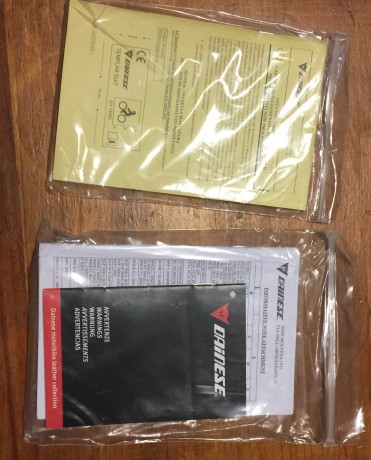 Cambio mono DAINESE LAGUNA SECA DIVISIBLE NEW. Talla 54 (para unos 80-95 kg y 1, 75-1, 85 altura), transpirable, 00