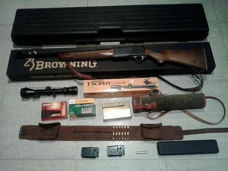 En venta el arma del título, modelo MK II Affut, en cal. 30.06, con visor Busnell Tropy 1,5 -6 x 44 y 02