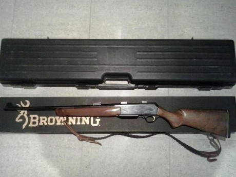 En venta el arma del título, modelo MK II Affut, en cal. 30.06, con visor Busnell Tropy 1,5 -6 x 44 y 00