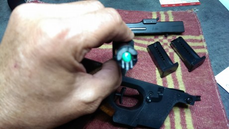 Se vende walther GSP calibre 22'' 2 cargadores en buen estado, el precio son 475€ mas portes si los hubiera, 10